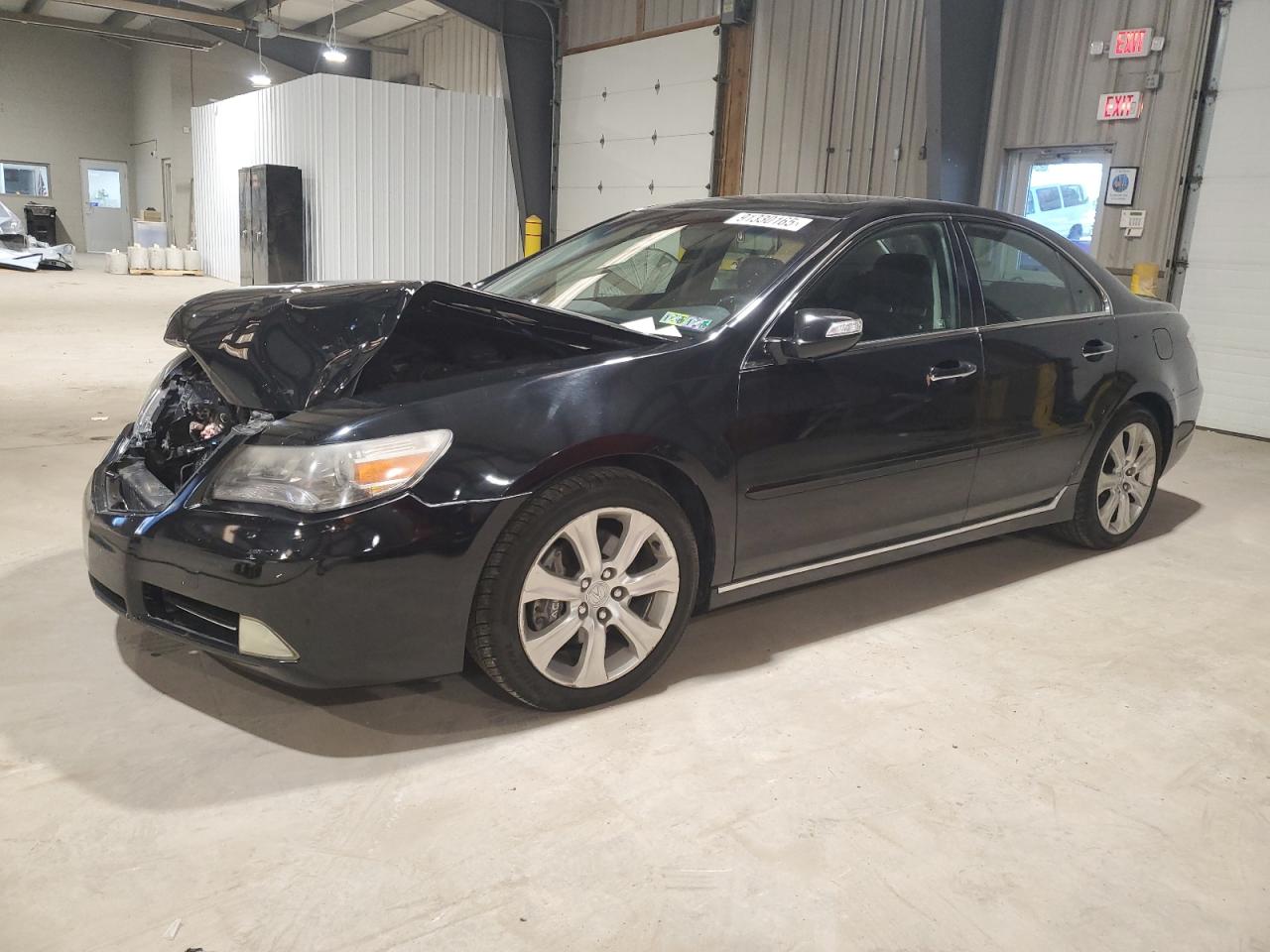 2010 Acura RL Technology, VIN JH4KB2F65AC002223 — Front end