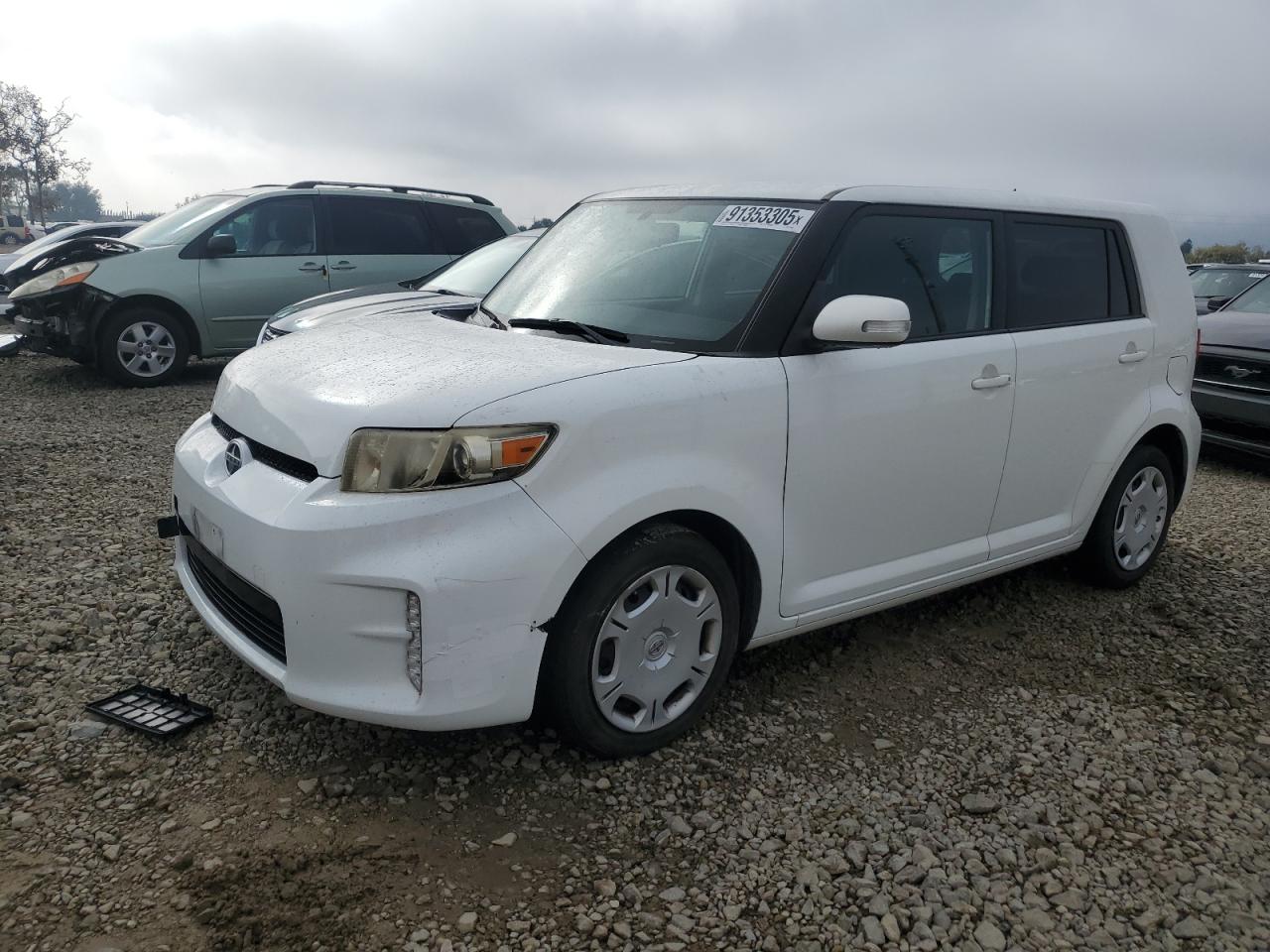 2014 Scion xB, VIN JTLZE4FE8EJ051898 — Minor dents and scratches