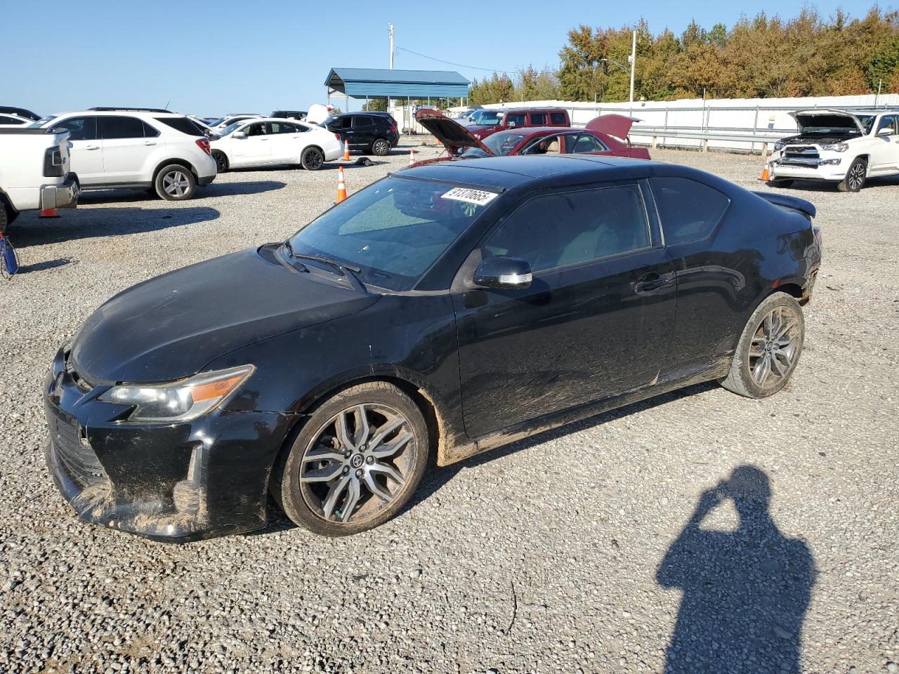 2014 Scion tC, VIN JTKJF5C74E3080104 — Front end