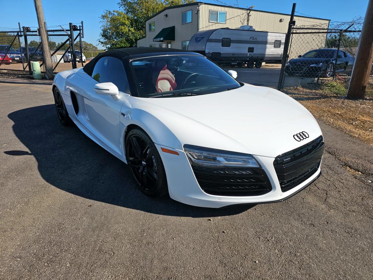 2014 Audi R8, VIN WUASNAFG8EN000572 — Normal wear