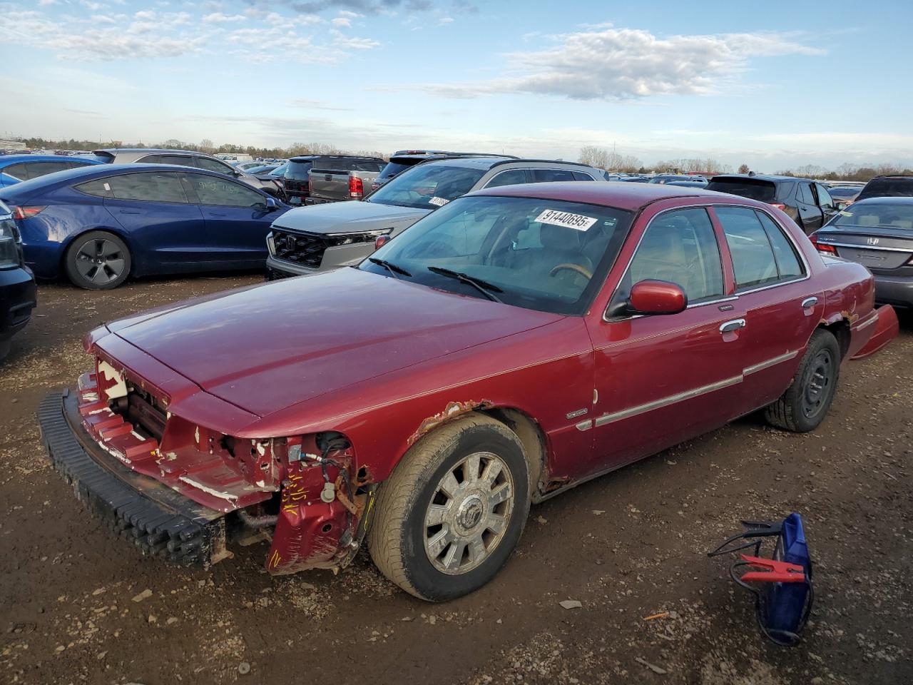 2003 Mercury Grand Marquis LS Premium, VIN 2MEHM75W93X678005 — Undercarriage