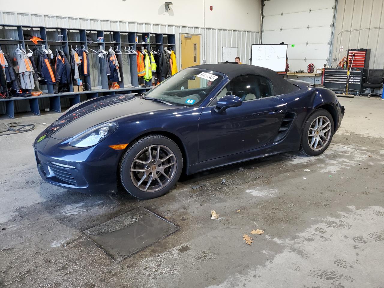 2018 Porsche 718 Boxster, VIN WP0CA2A88JS210846 — Rear end