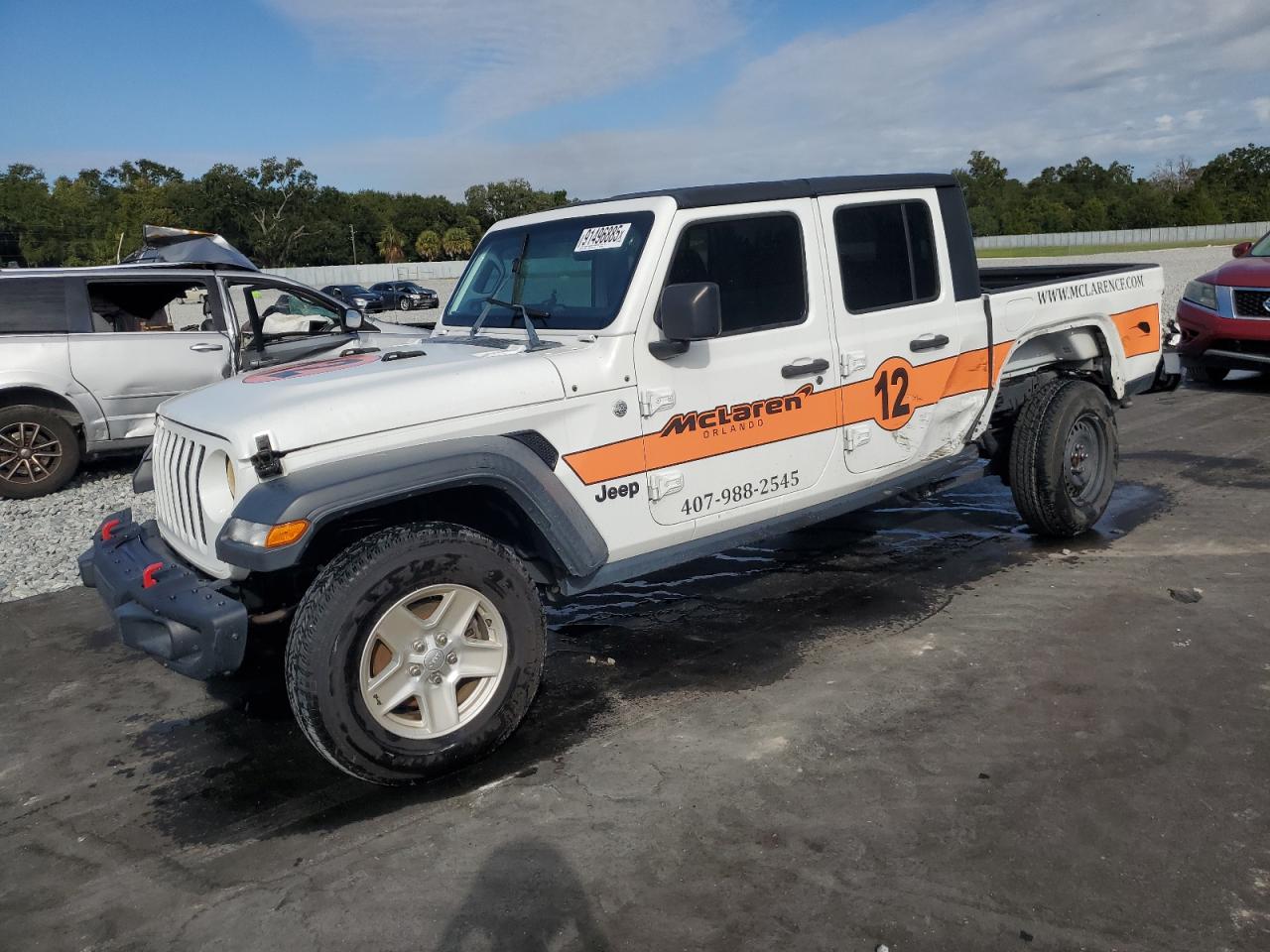 2020 Jeep Gladiator Sport S, VIN 1C6JJTAG4LL116133 — Side