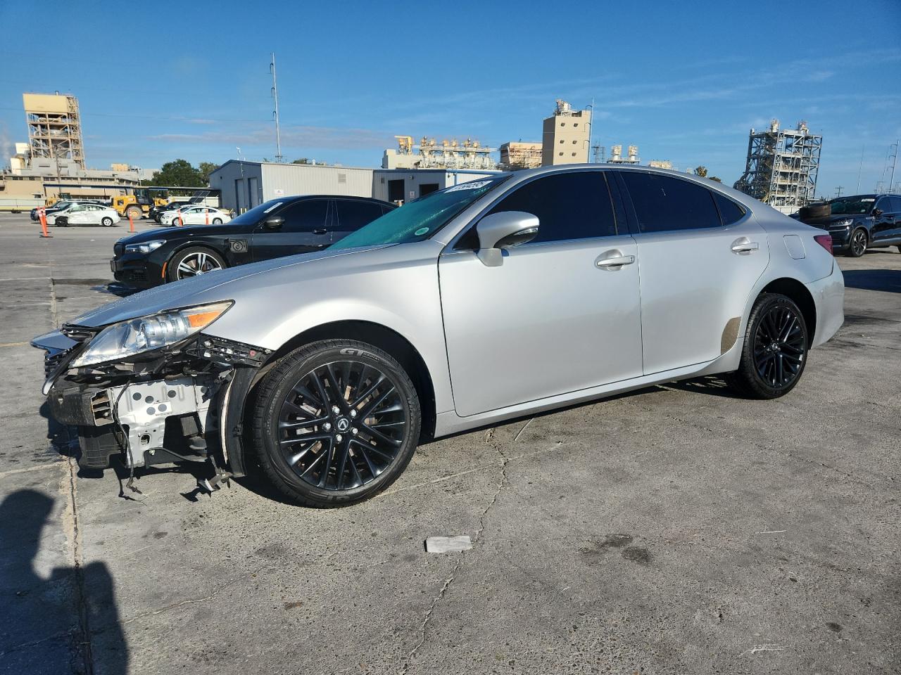 2015 Lexus ES 330, VIN JTHBK1GG7F2165602 — Frame damage