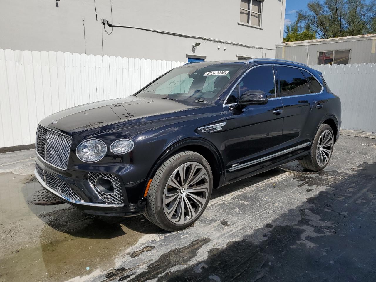 2023 Bentley Bentayga V8, VIN SJAAT2ZVXPC024421 — Vandalism