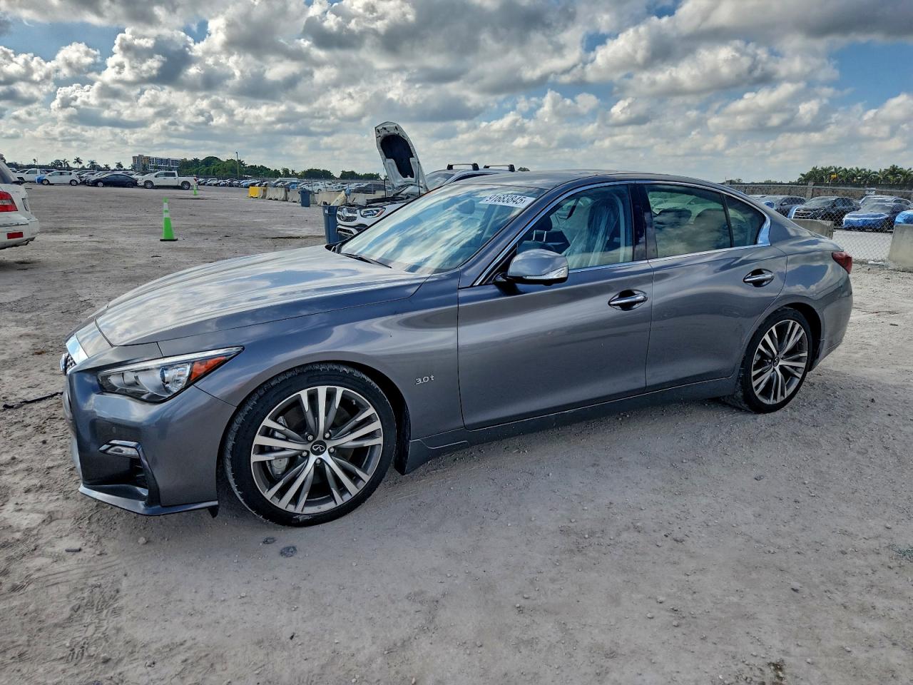 2020 Infiniti Q50 Luxe, VIN JN1EV7AP7LM203785 — Фото с аукциона