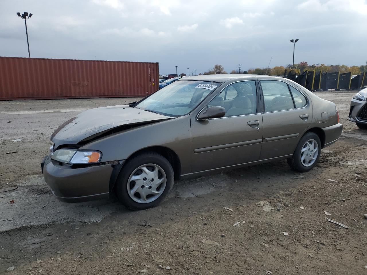 1999 Nissan Altima XE, VIN 1N4DL01D8XC265239 — Front end