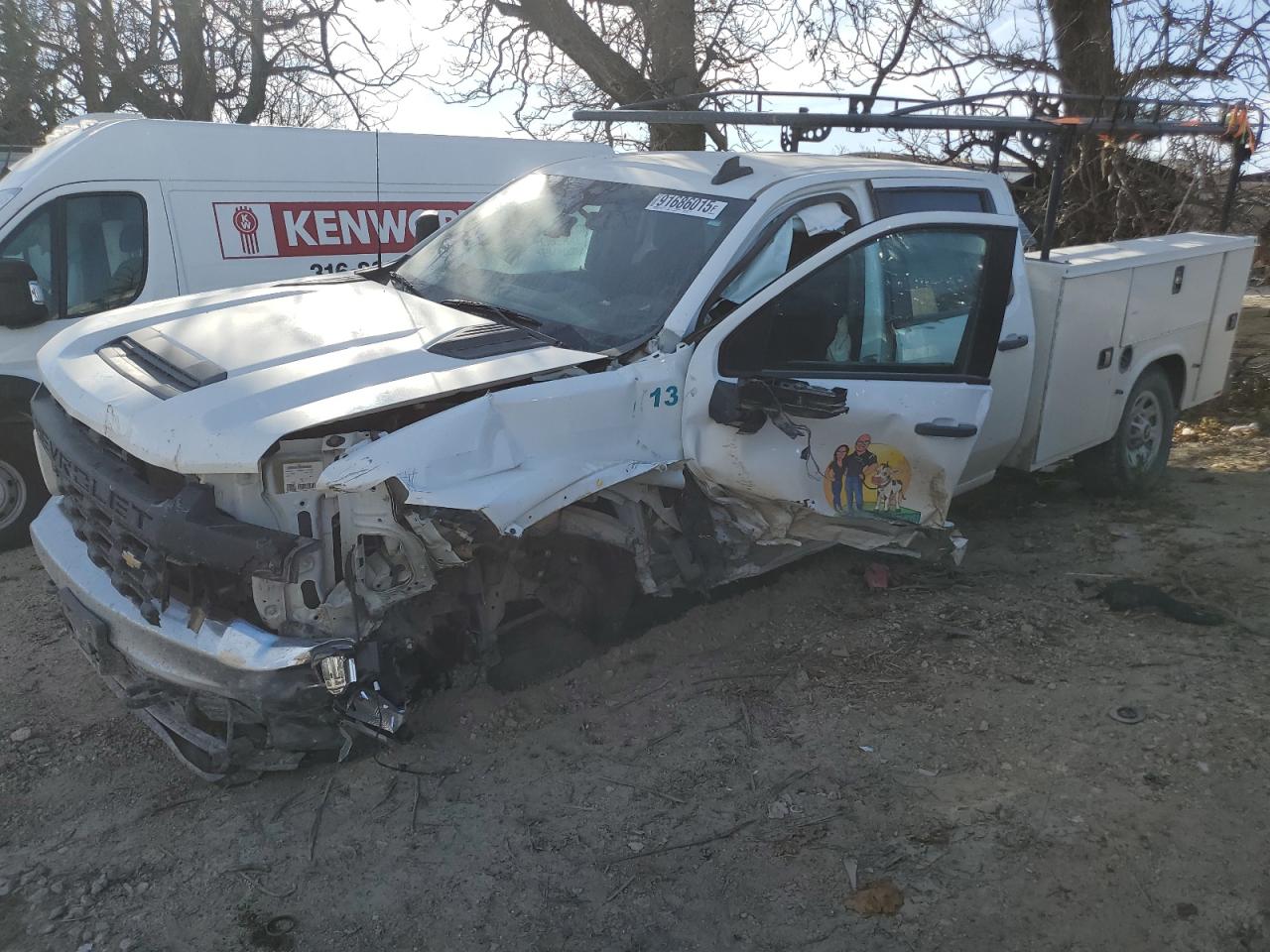 2023 Chevrolet Silverado 3500HD Work Truck, VIN 1GC4YSE7XPF258349 — Side