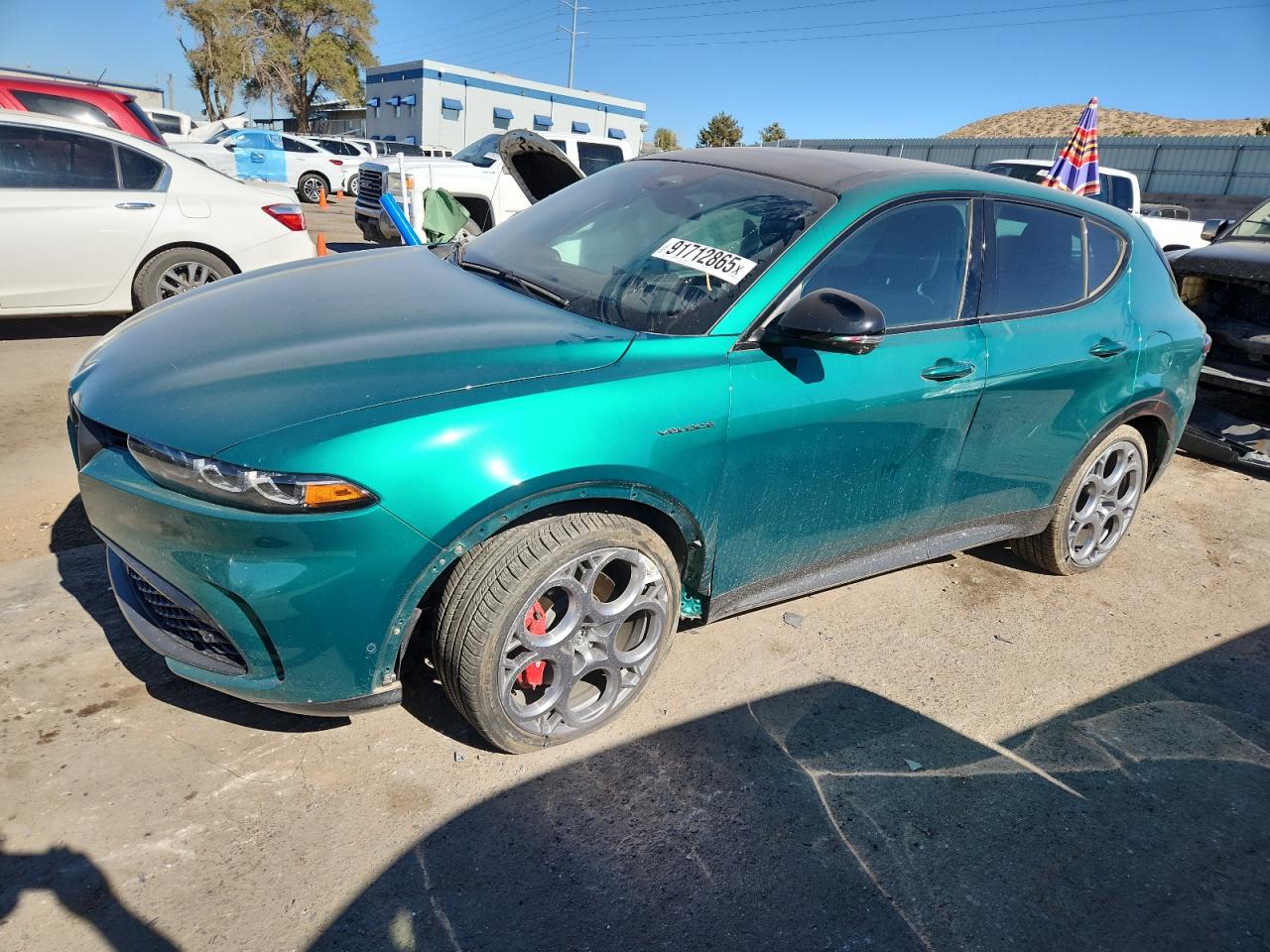 2024 Alfa Romeo Tonale Veloce, VIN ZASPATDW0R3049758 — Бок