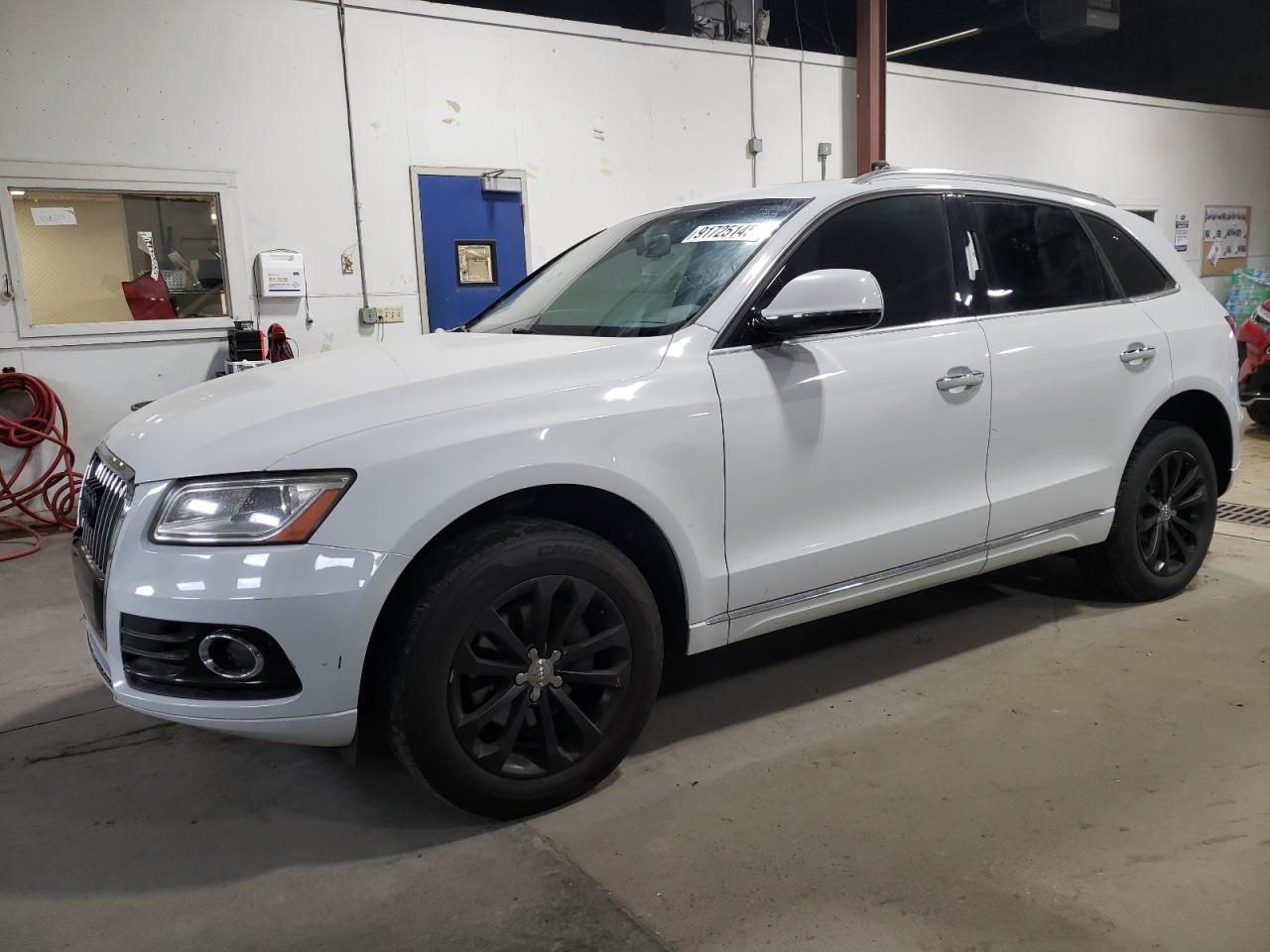 2016 Audi Q5 Premium Plus, VIN WA1L2AFP9GA018268 — Front end