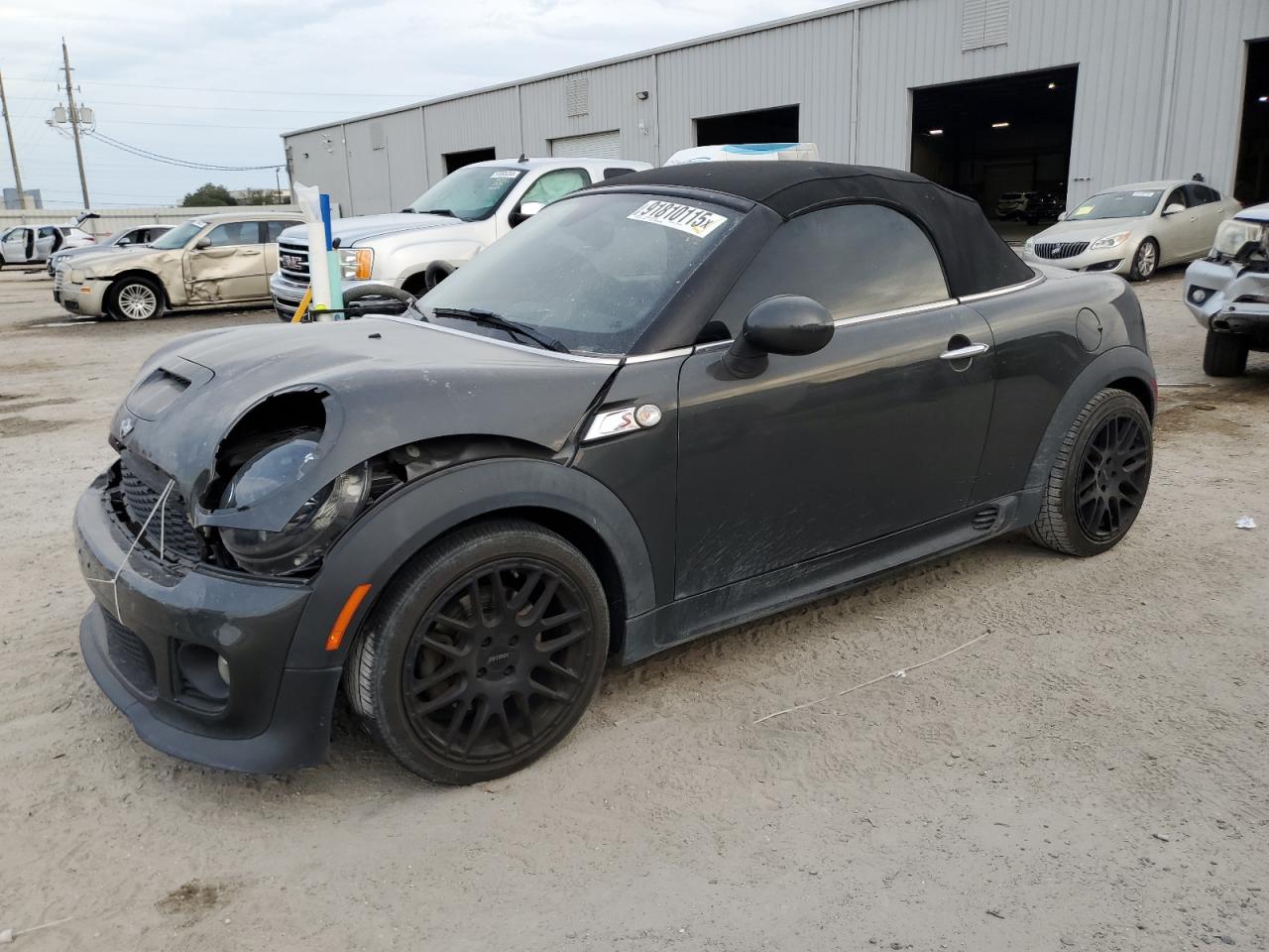 2013 MINI Roadster S, VIN WMWSY3C54DT593731 — Front end