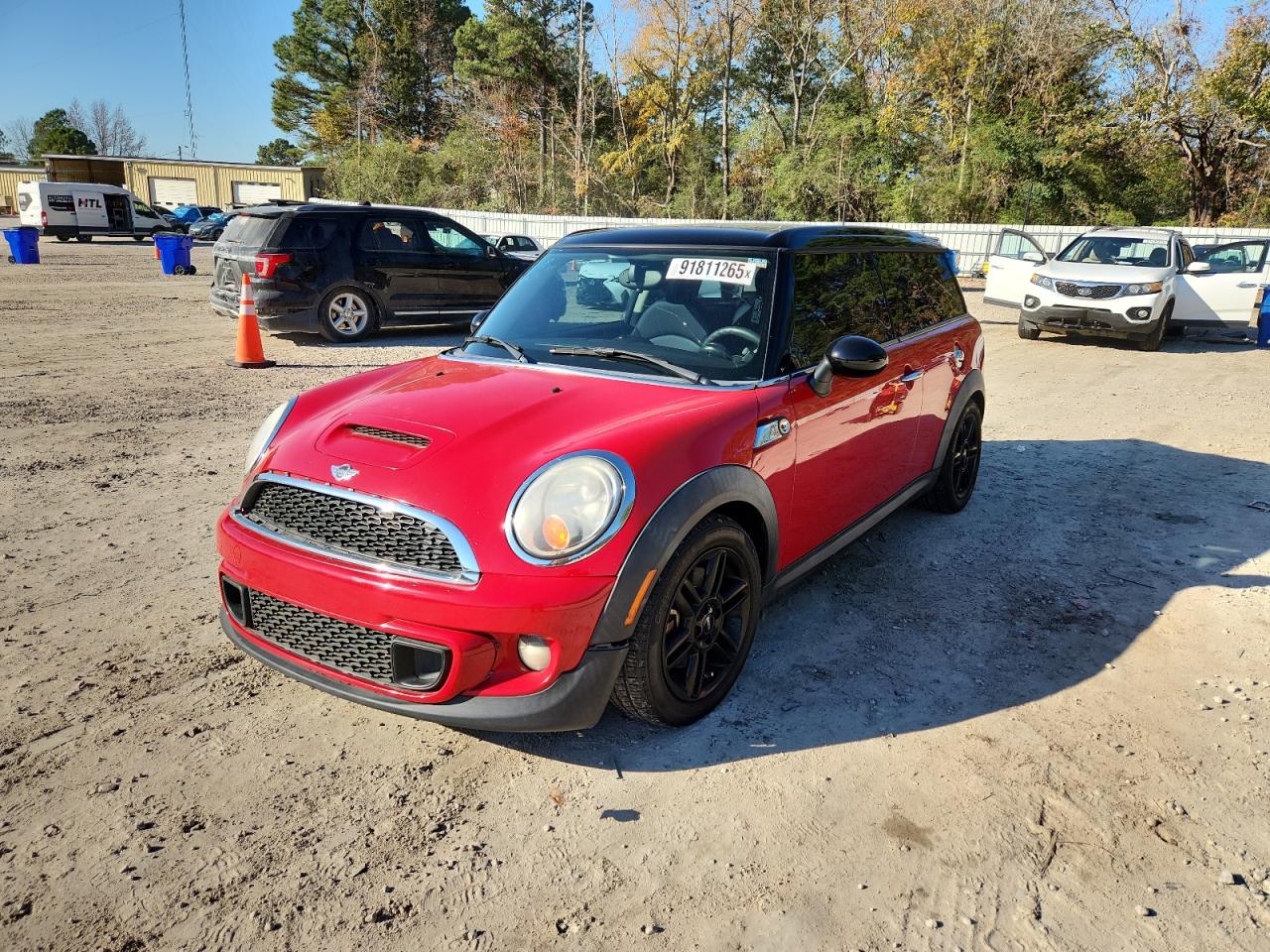 2014 MINI Clubman S, VIN WMWZG3C54ET800475 — Зад