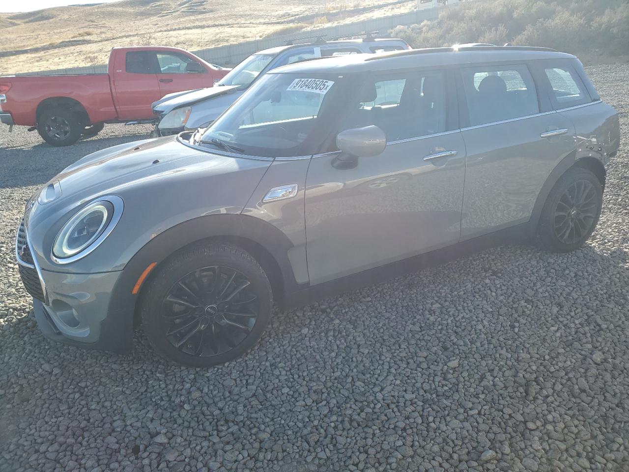 2022 MINI Clubman Cooper S, VIN WMWXJ1C01N2R06874 — Зад