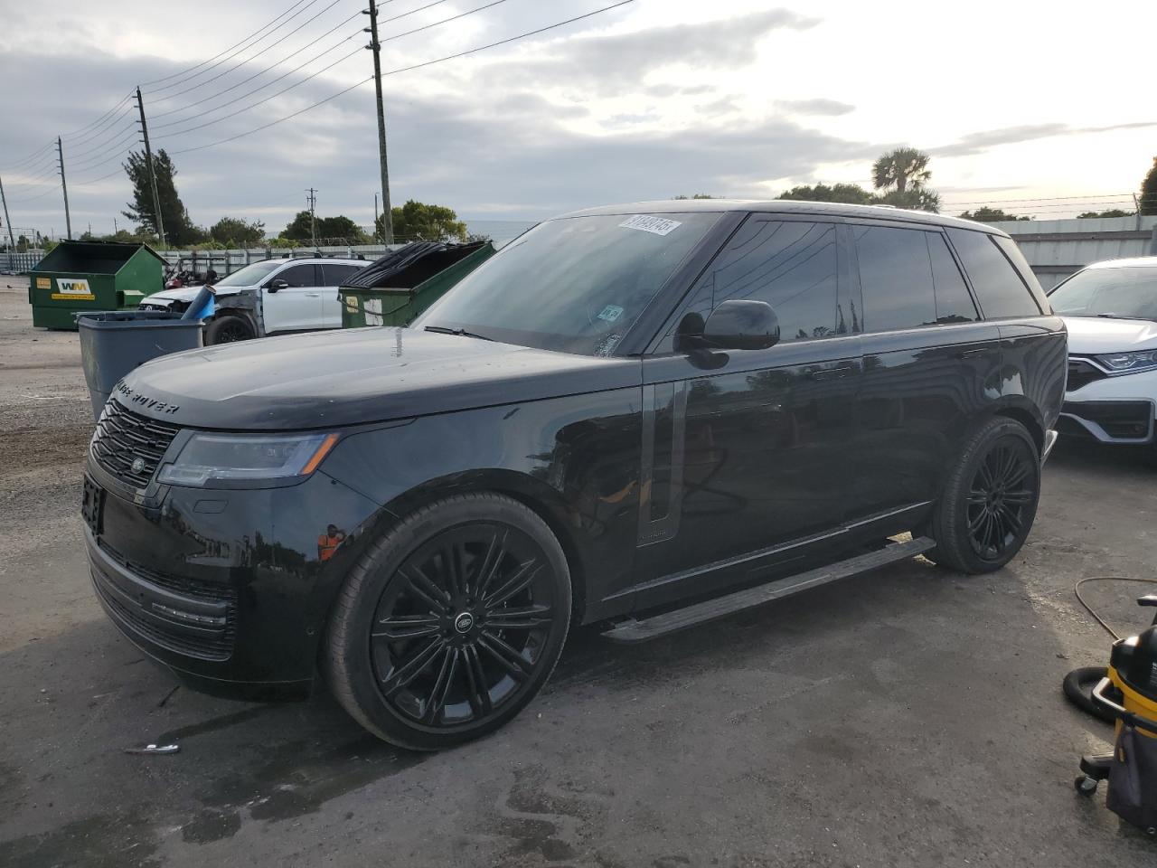 2025 Land Rover Range Rover Autobiography, VIN SALK19E90SA261815 — Replaced VIN