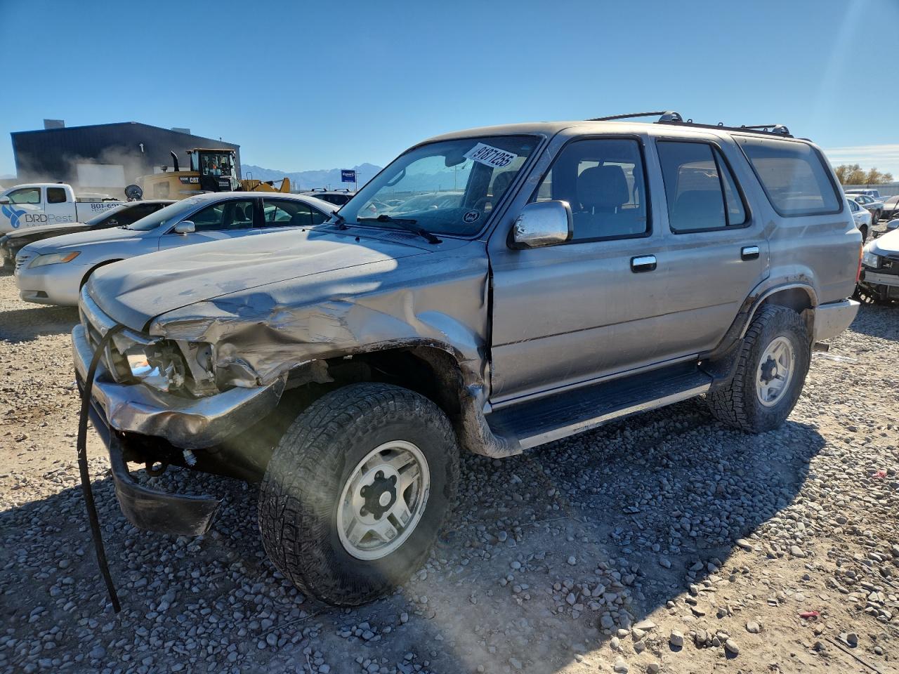 1993 Toyota 4Runner, VIN JT3VN39W0P0123084 — Front end