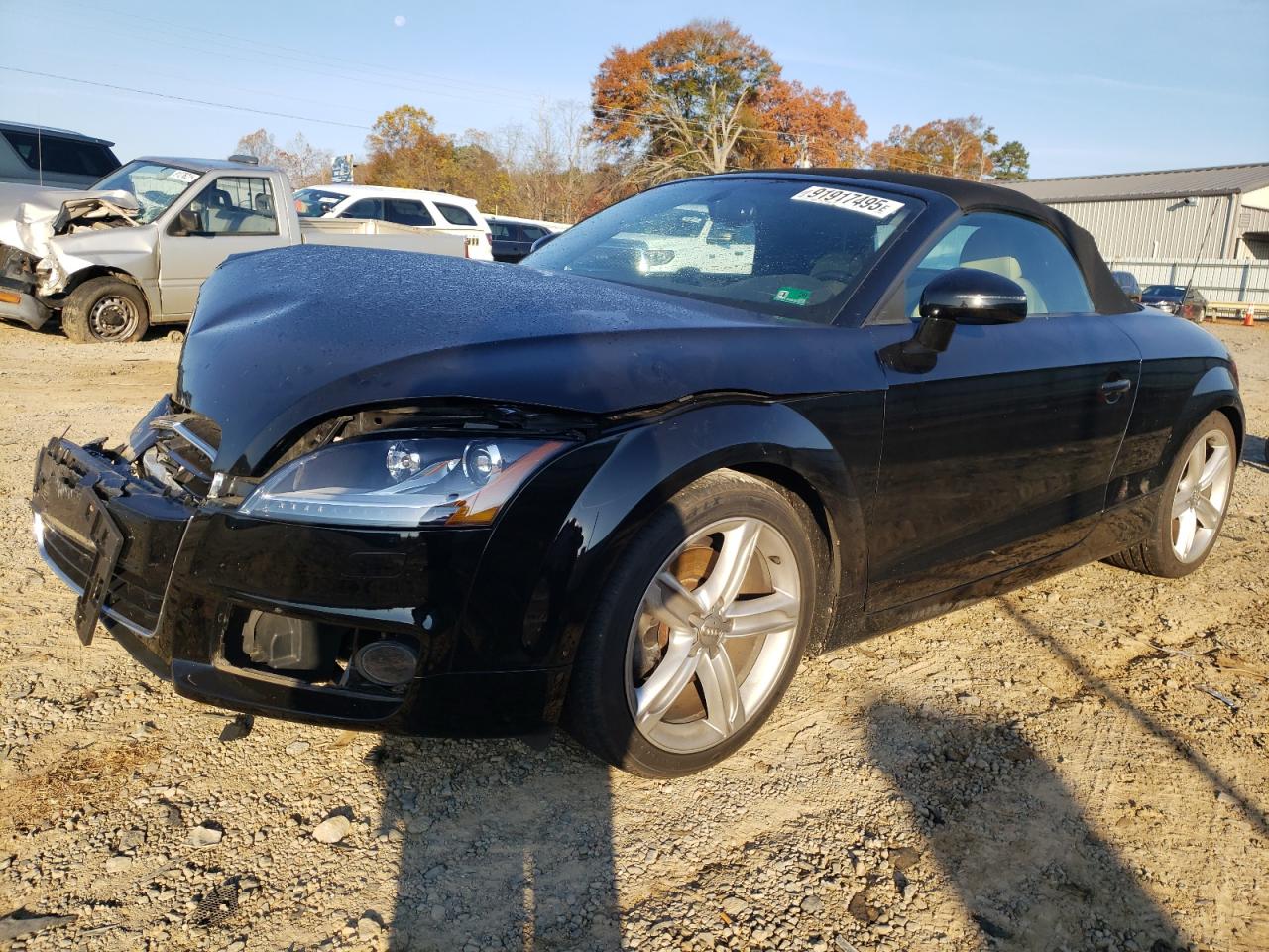 2011 Audi TT Premium Plus, VIN TRUSFAFK8B1026273 — Перед