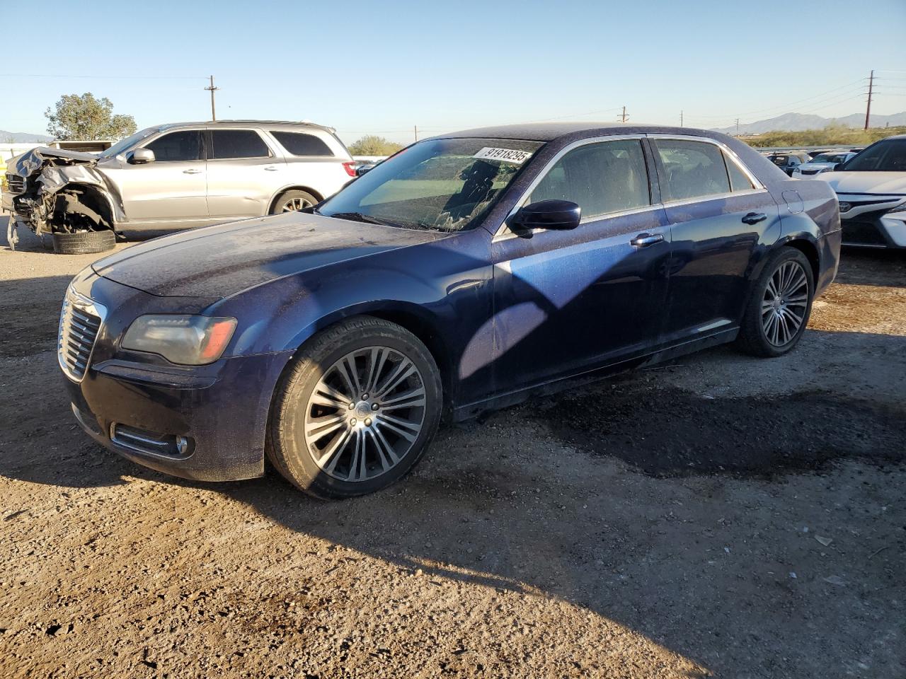 2013 Chrysler 300 S, VIN 2C3CCABG1DH685135 — Front end