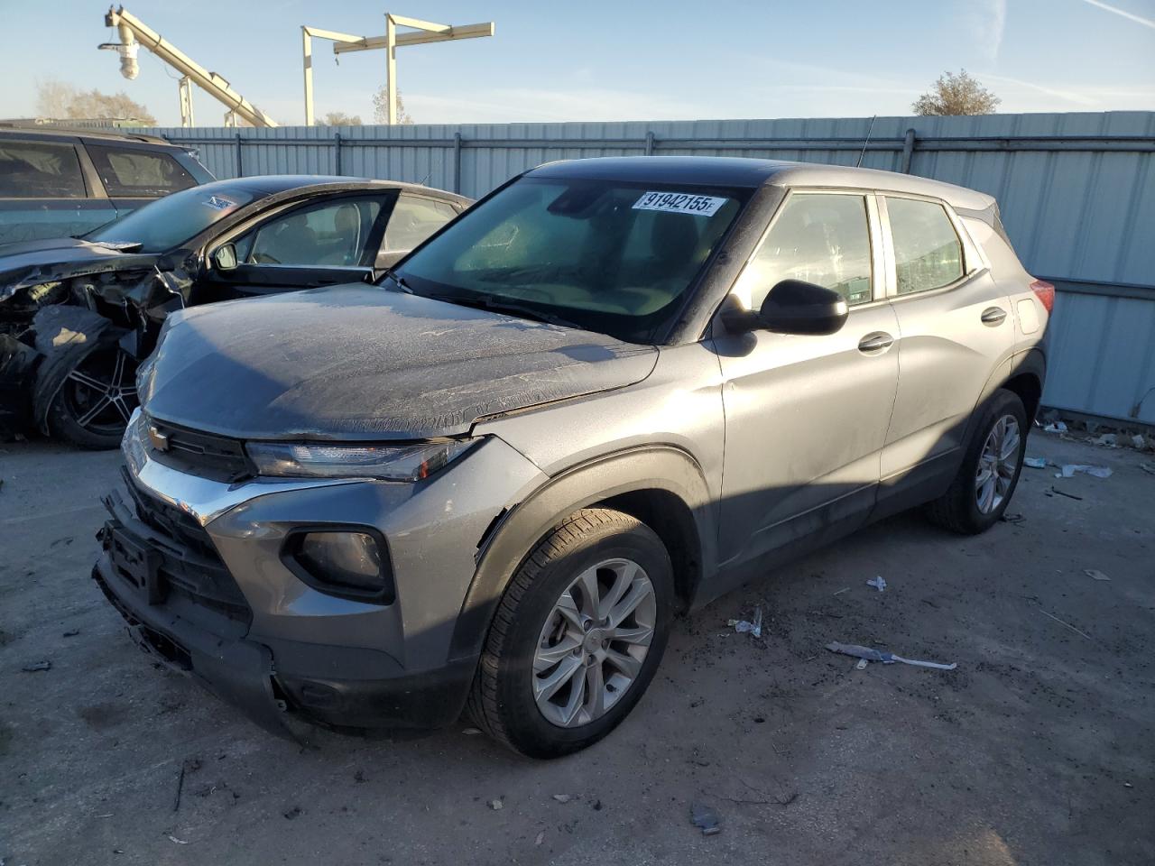 2022 Chevrolet TrailBlazer LS, VIN KL79MMS27NB088751 — Front end