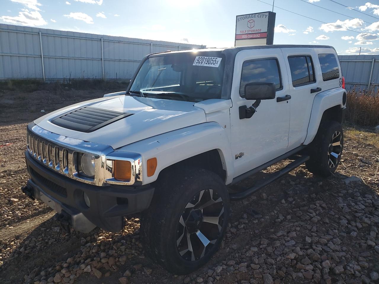 2009 Hummer H3 SUV, VIN 5GTEN13EX98104216 — Hail