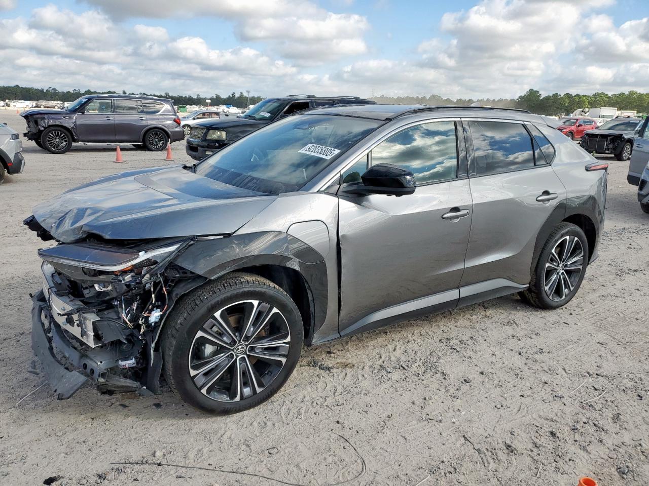 2024 Toyota bZ4X XLE, VIN JTMABACA9RA055045 — Front end