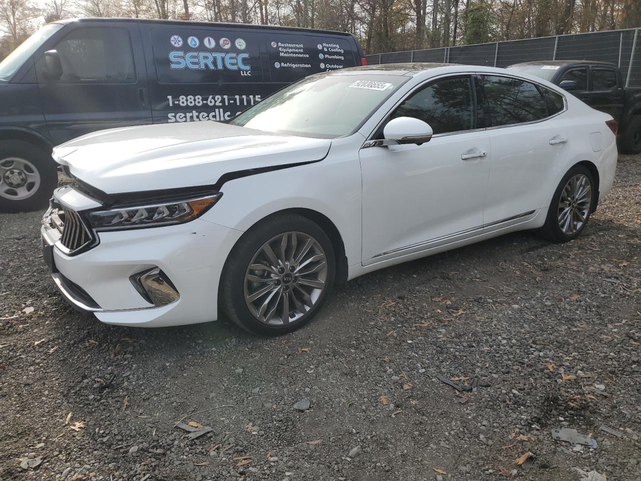 2020 Kia Cadenza Limited, VIN KNALC4J14L5232687 — Front end