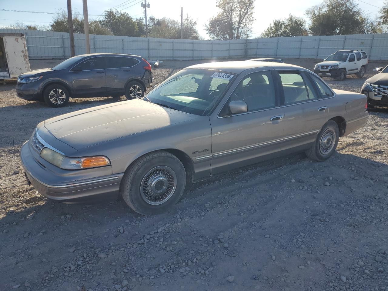 1995 Ford Crown Victoria, VIN 2FALP73WXSX153822 — Hail