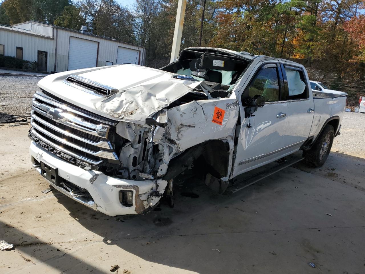 2024 Chevrolet Silverado 3500HD High Country, VIN 2GC4YVEY4R1212228 — Фото с аукциона 1 of 13
