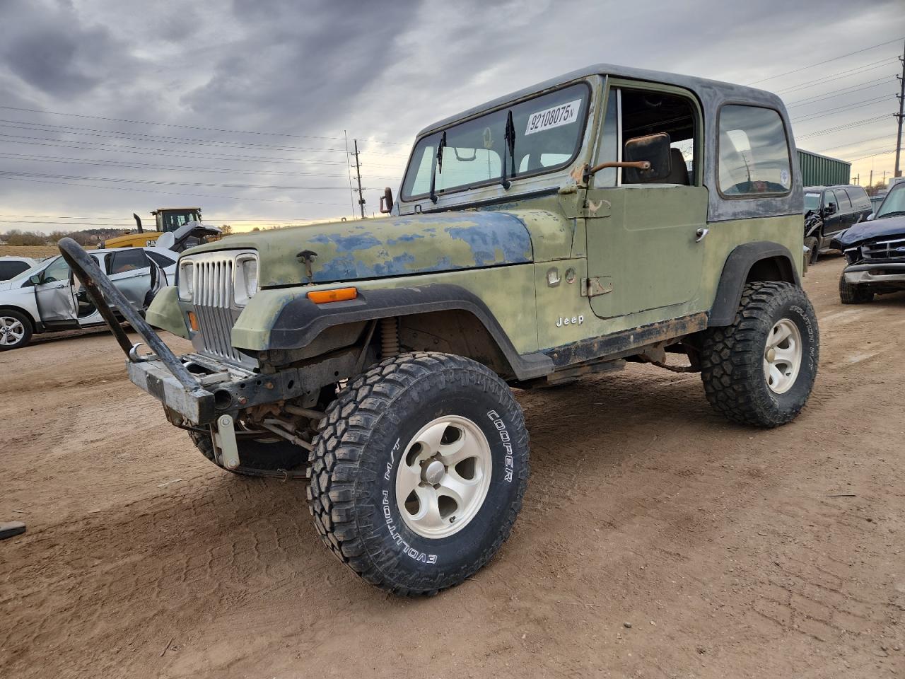 1987 Jeep Wrangler, VIN 2BCCV8143HB520719 — Minor dents and scratches