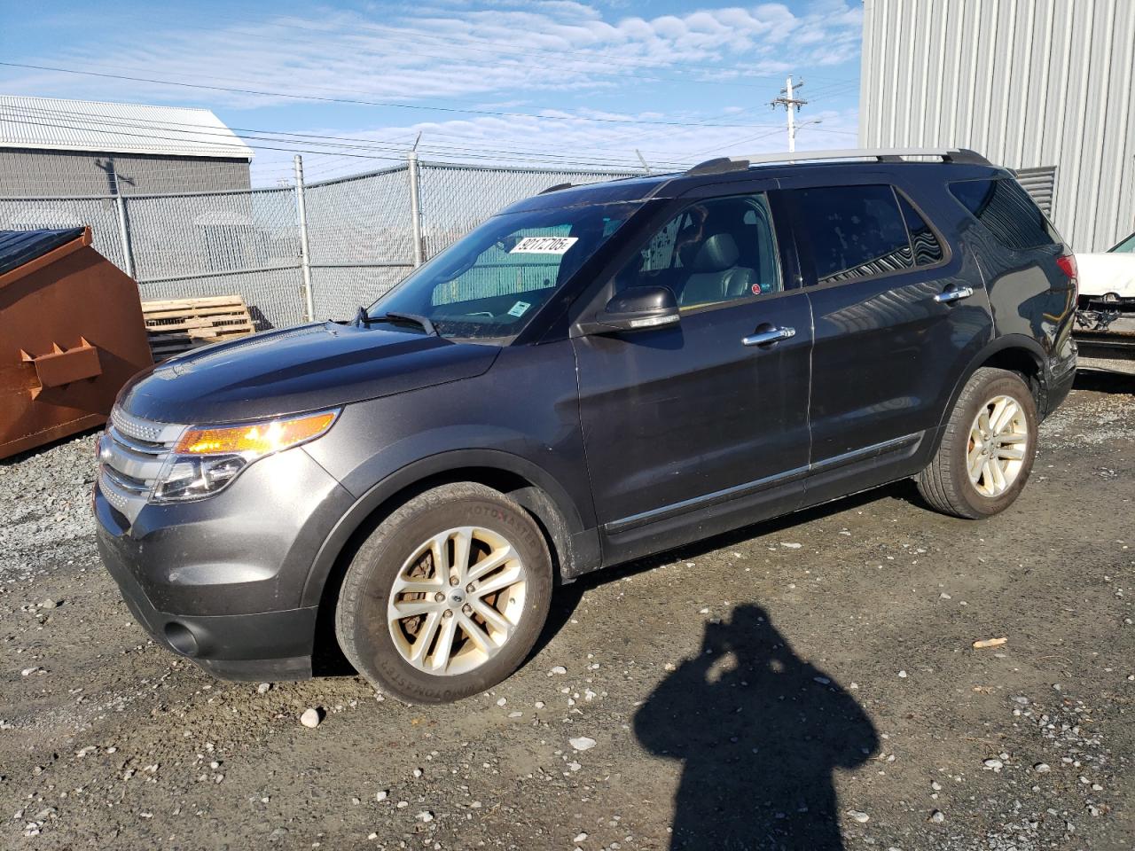 2015 Ford Explorer XLT, VIN 1FM5K8D8XFGB99505 — Side
