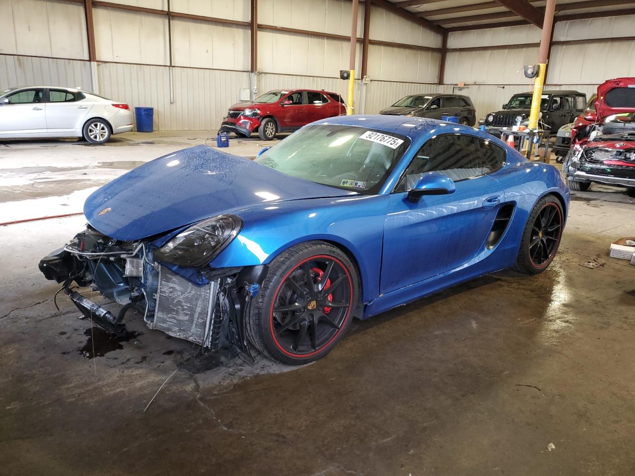 2016 Porsche 718 Cayman S, VIN WP0AB2A80GK186328 — Перед