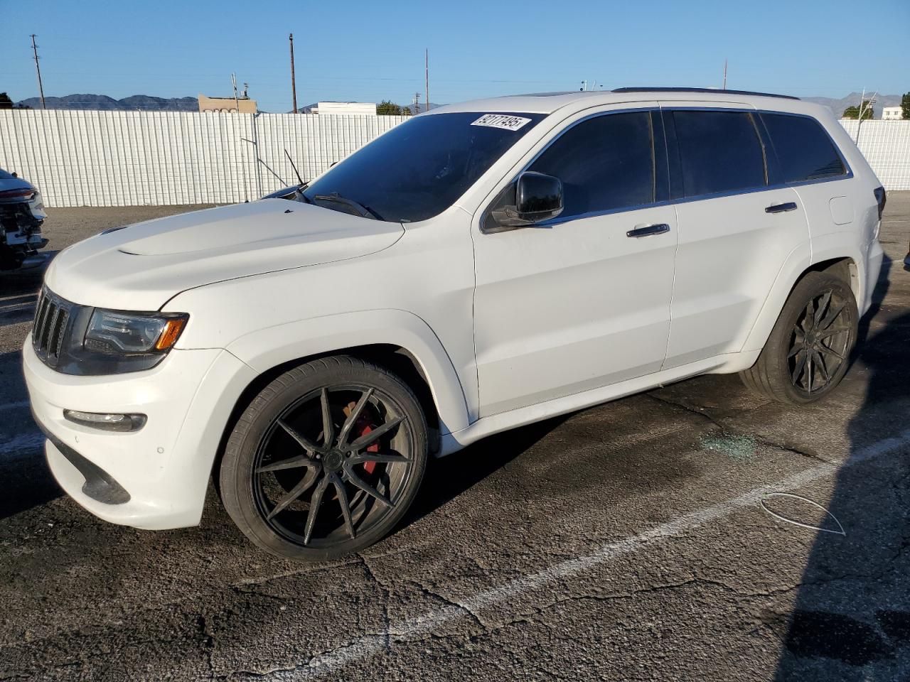 2014 Jeep Grand Cherokee SRT-8, VIN 1C4RJFDJ6EC237074 — Вандализм