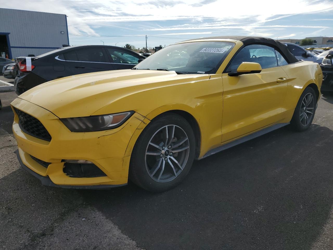 2015 Ford Mustang EcoBoost Premium, VIN 1FATP8UH3F5392903 — Front end