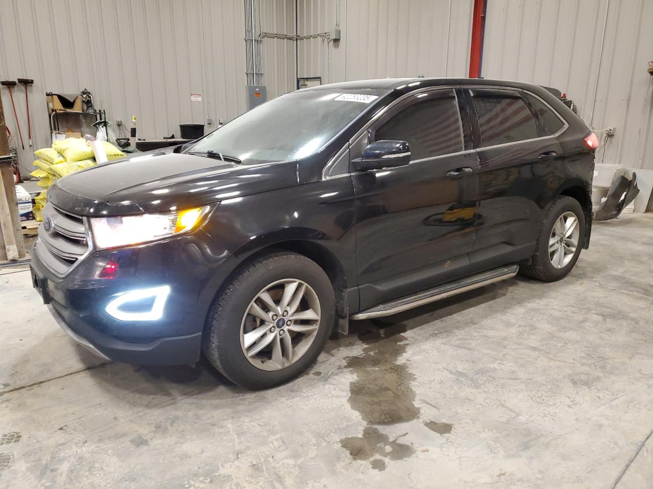2016 Ford Edge SEL, VIN 2FMPK4J92GBB61581 — Rear end