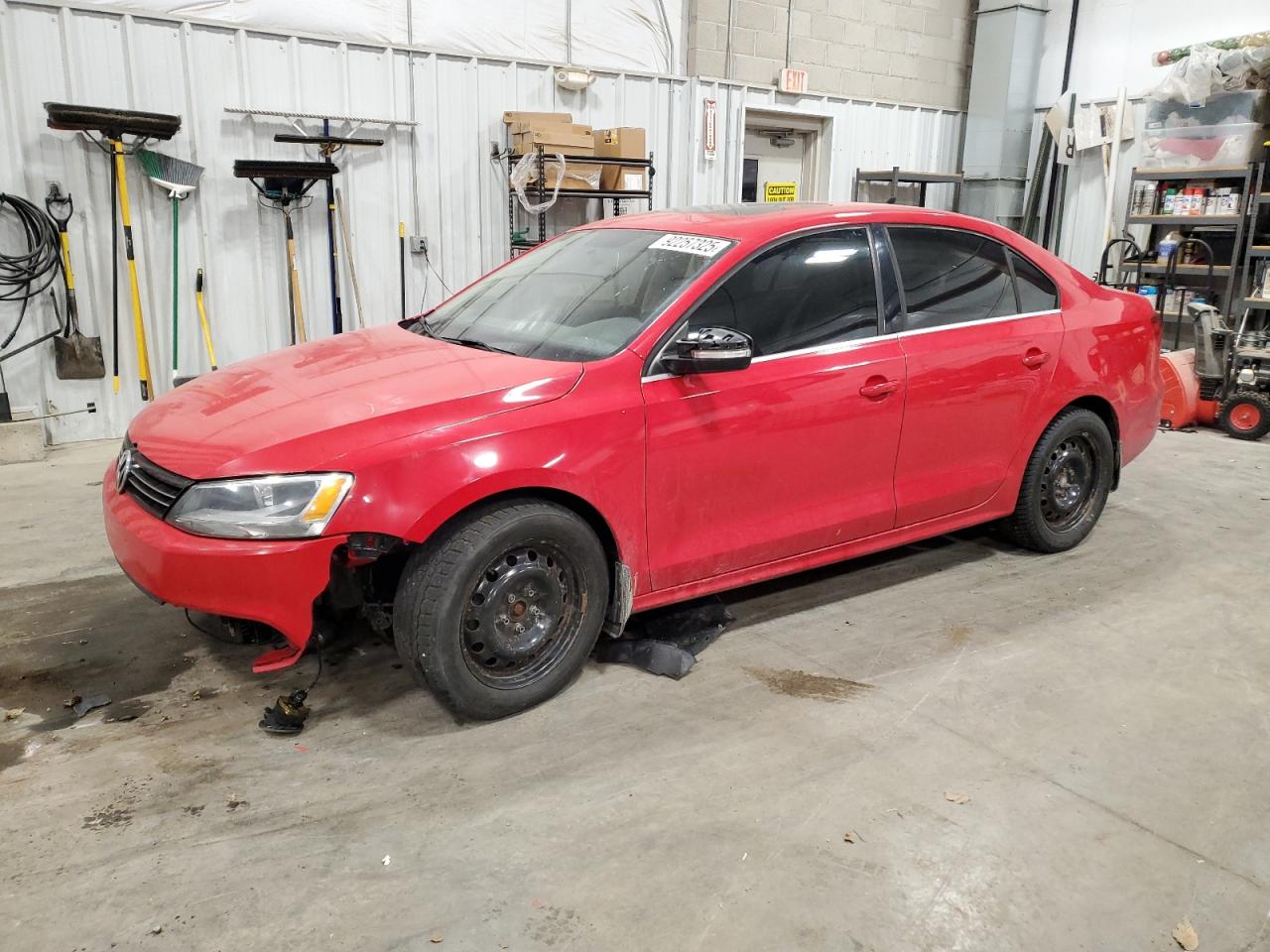 2013 Volkswagen Jetta TDI w/Premium/Nav, VIN 3VWLL7AJ1DM205489 — Undercarriage