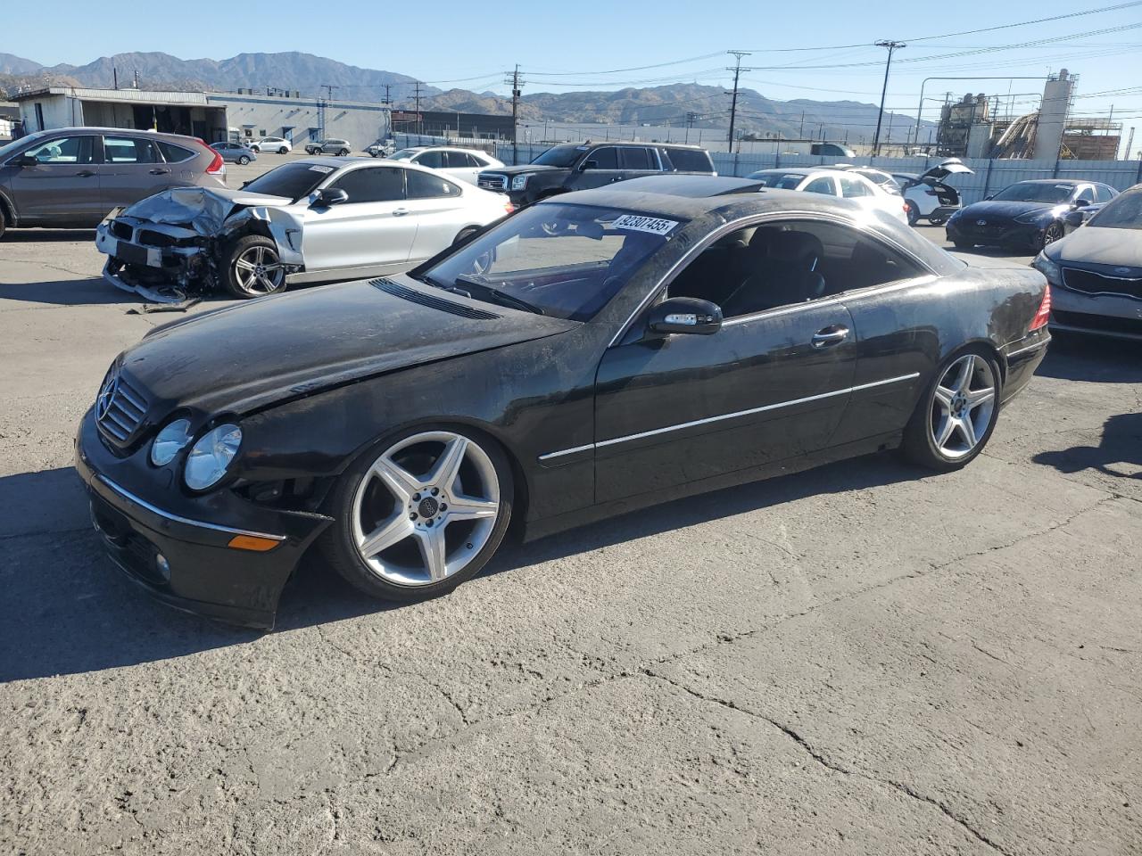 2005 Mercedes-Benz CL 500, VIN WDBPJ75J15A046183 — Front end