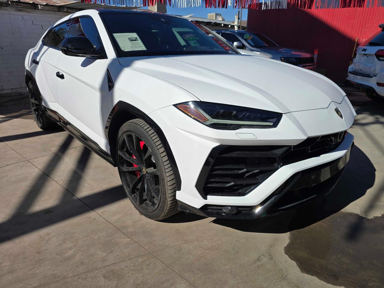 2021 Lamborghini Urus, VIN ZPBUA1ZL6MLA12443 — Normal wear