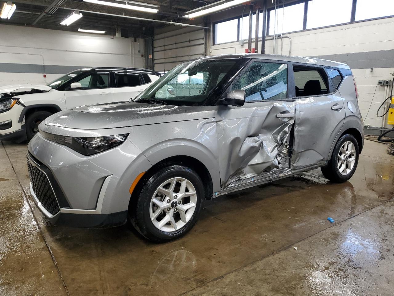 2024 Kia Soul LX, VIN KNDJ23AU9R7907559 — Frame damage