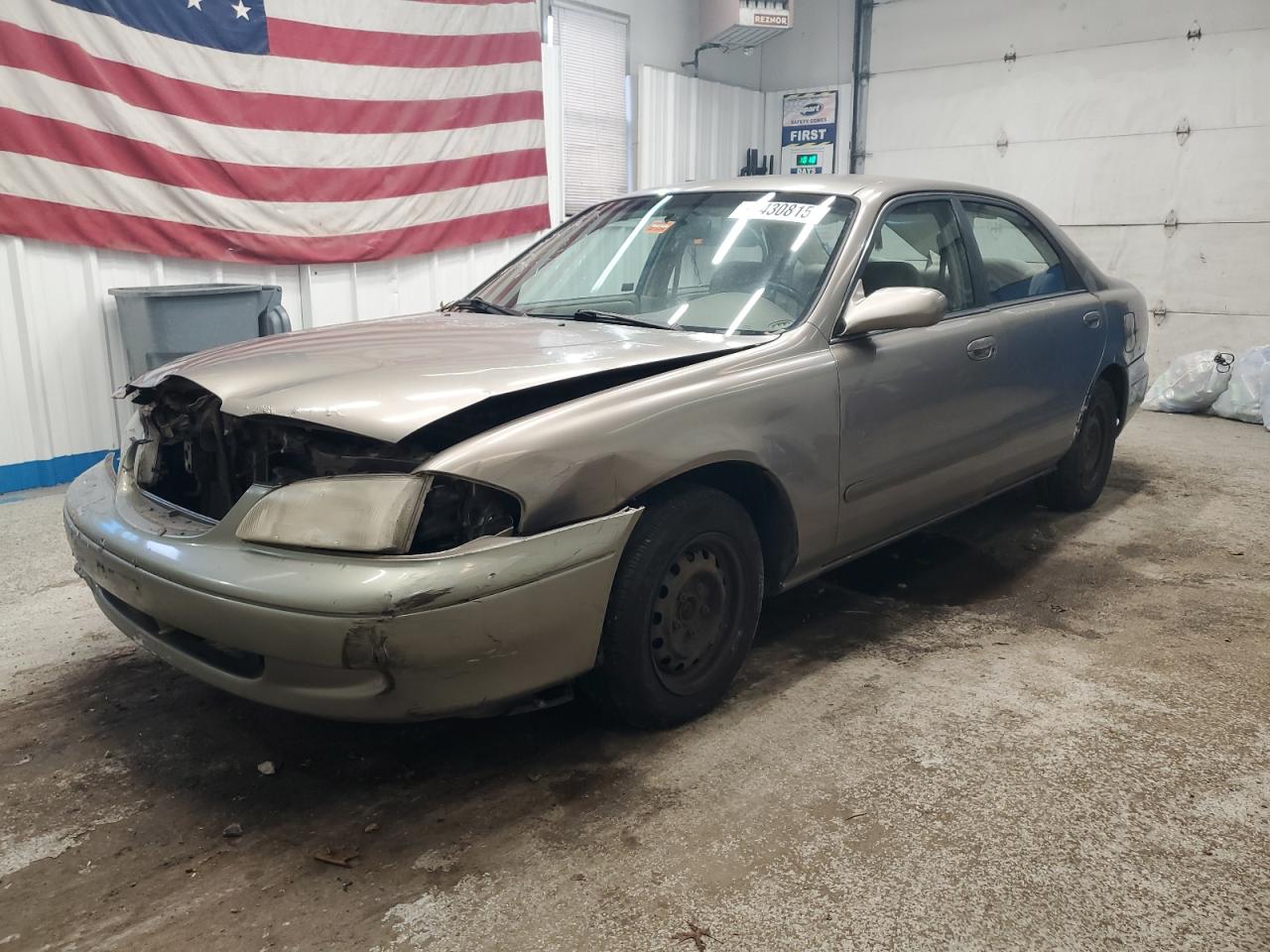 1998 Mazda 626 DX, VIN 1YVGF22C0W5769197 — Front end
