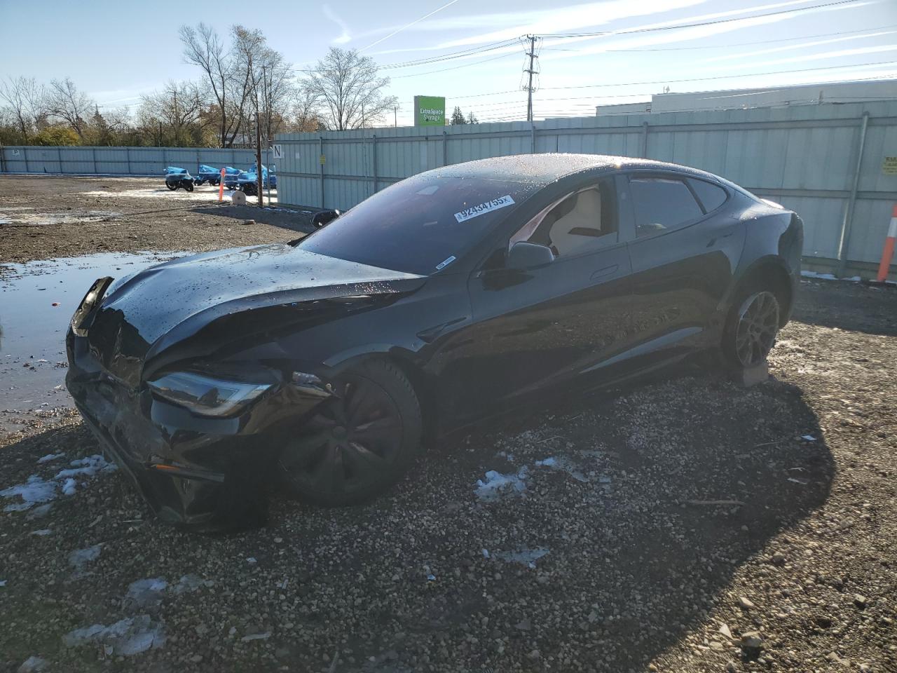 2025 Tesla Model S Plaid, VIN 5YJSA1E63SF549463 — Front end