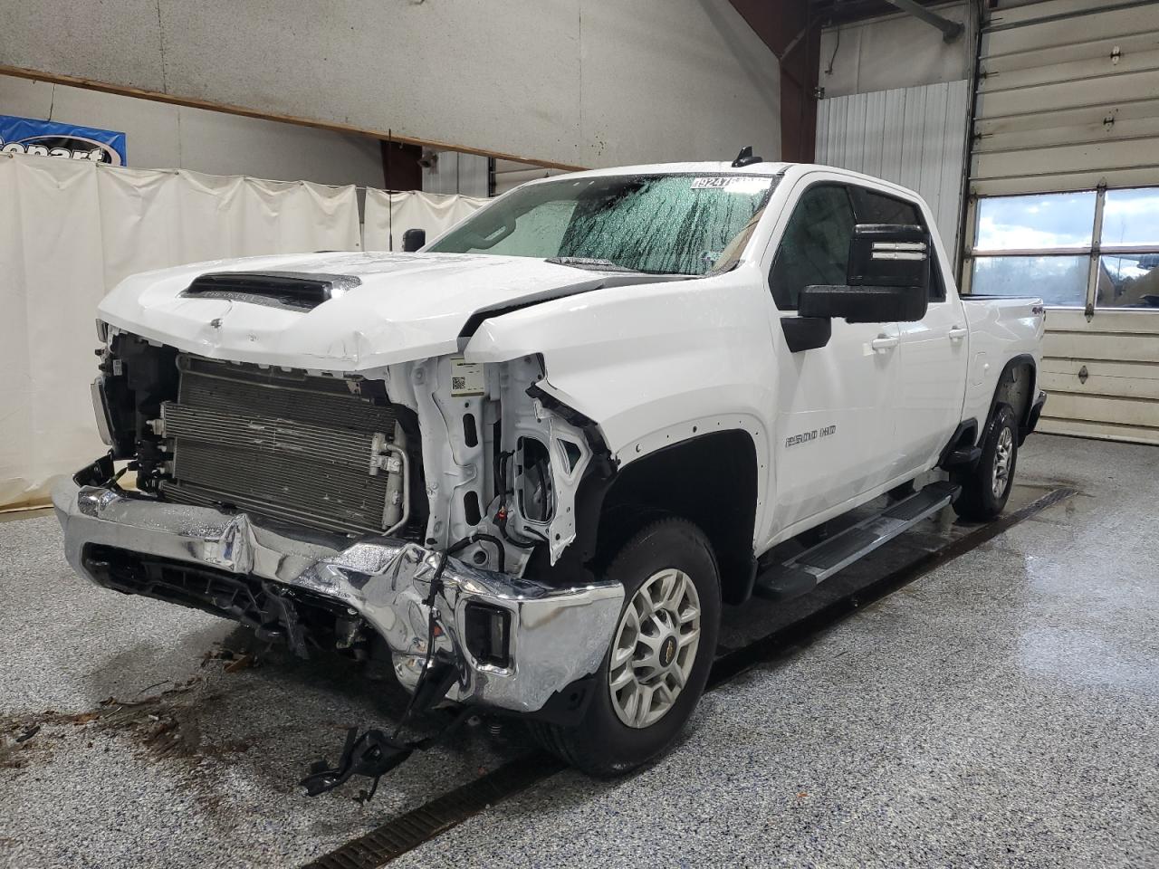 2025 Chevrolet Silverado 2500HD LT, VIN 2GC1KNEY9S1232002 — Перед