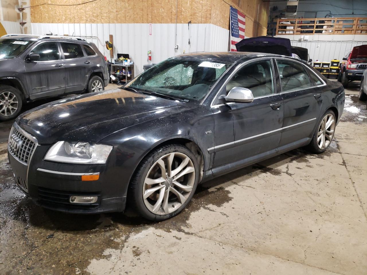 2008 Audi S8, VIN WAUPN94E48N003733 — Side