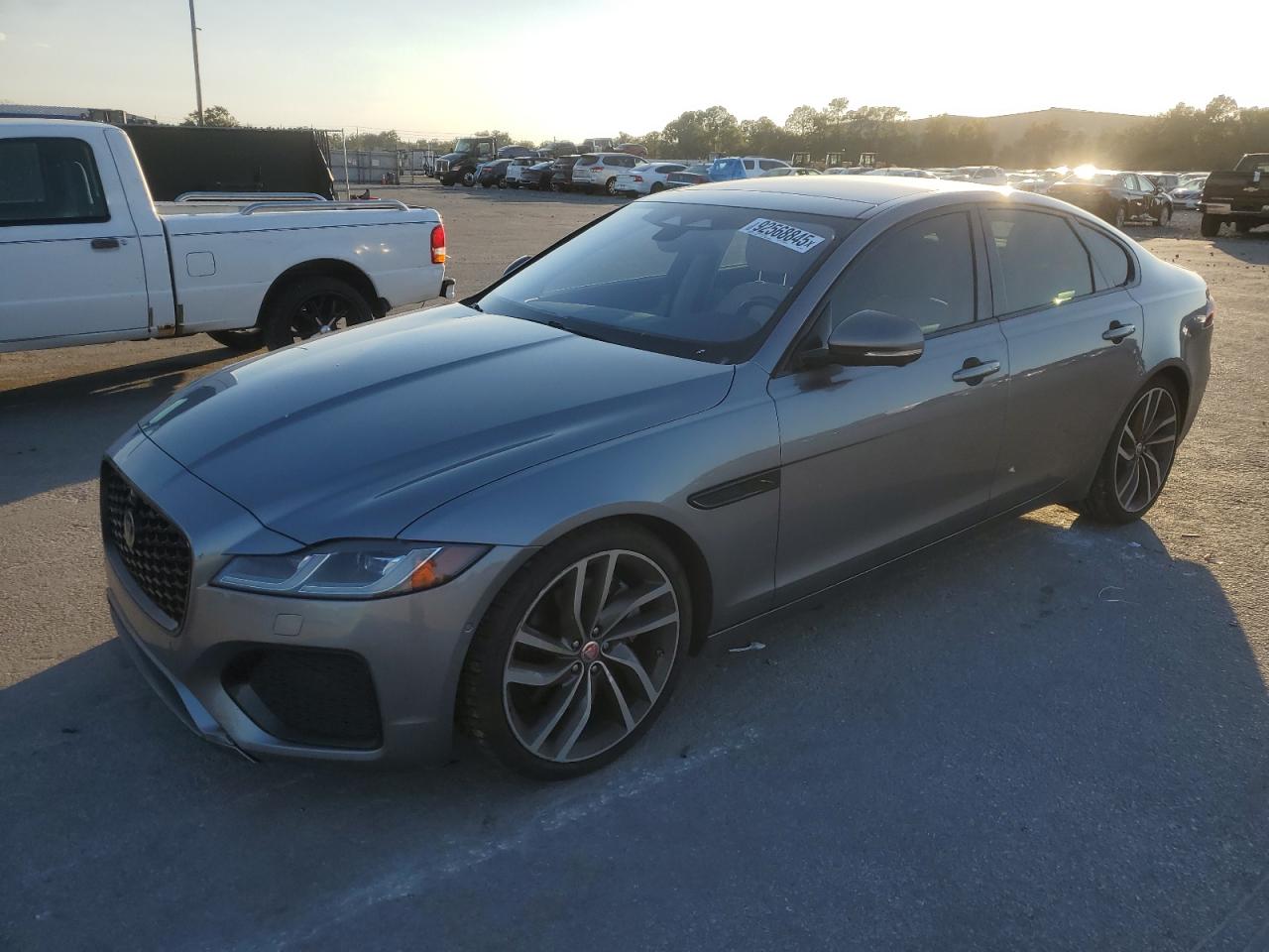 2021 Jaguar XF SE, VIN SAJBG4FX3MCY89625 — Minor dents and scratches