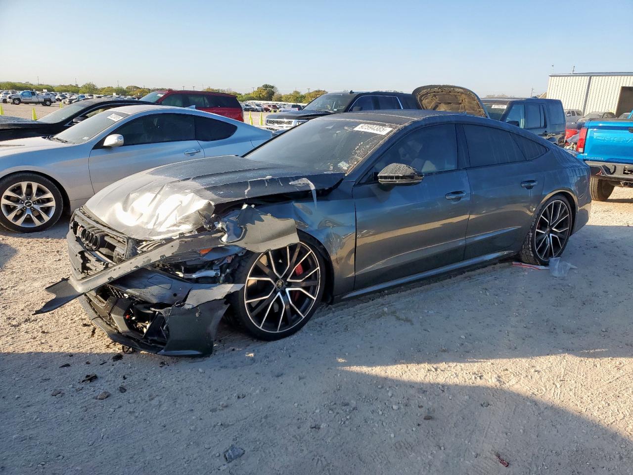 2021 Audi S7 Prestige, VIN WAUSFBF29MN045780 — Перед