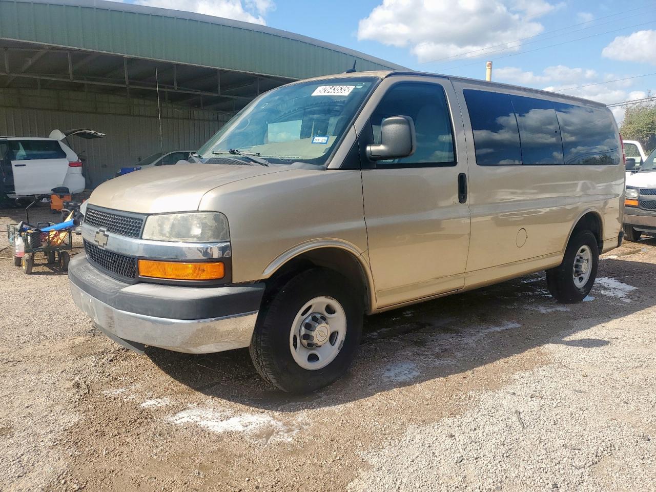 2012 Chevrolet Express G2500, VIN 1GAWGRFAXC1118574 — Minor dents and scratches