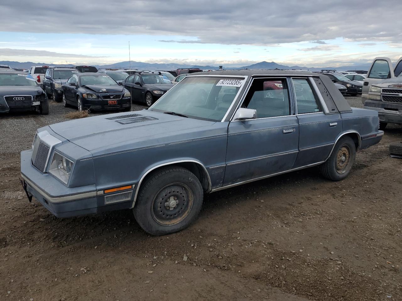 1985 Chrysler LeBaron, VIN 1C3BC56E7FF223422 — Normal wear