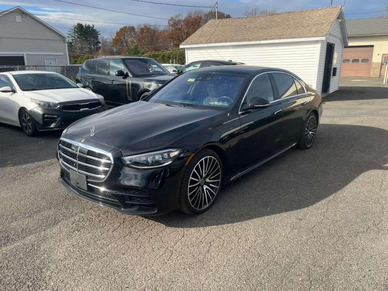 2022 Mercedes-Benz S 580, VIN W1K6G7GBXNA081747 — Minor dents and scratches