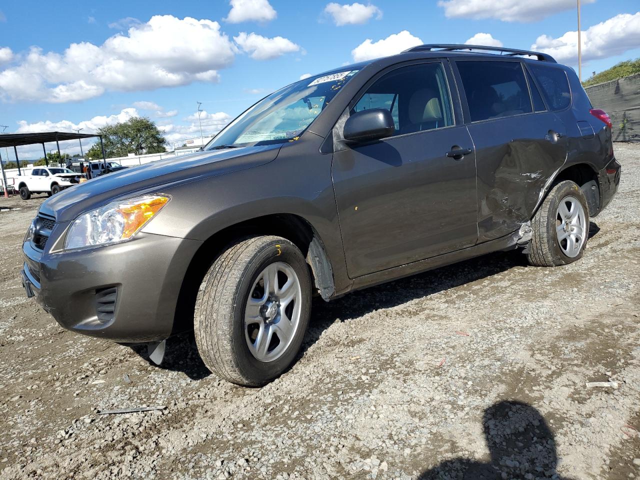 2011 Toyota RAV4, VIN 2T3KF4DV3BW089579 — Side