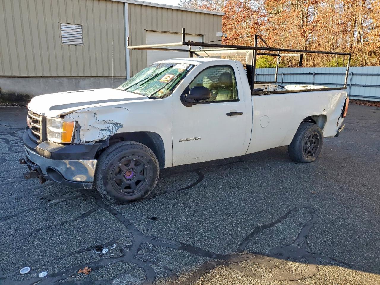 2013 GMC Sierra 1500 Work Truck, VIN 1GTN1TEXXDZ272437 — Front end