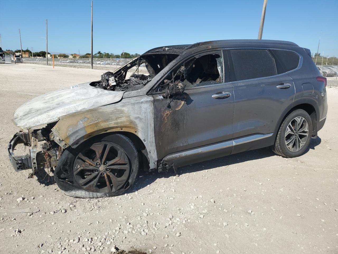 2019 Hyundai Santa Fe Ultimate, VIN 5NMS53AA0KH107734 — Interior fire