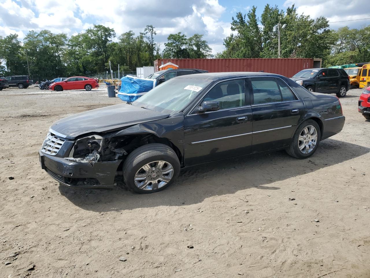 2010 Cadillac DTS 1SE, VIN 1G6KP5E91AU131301 — Undercarriage